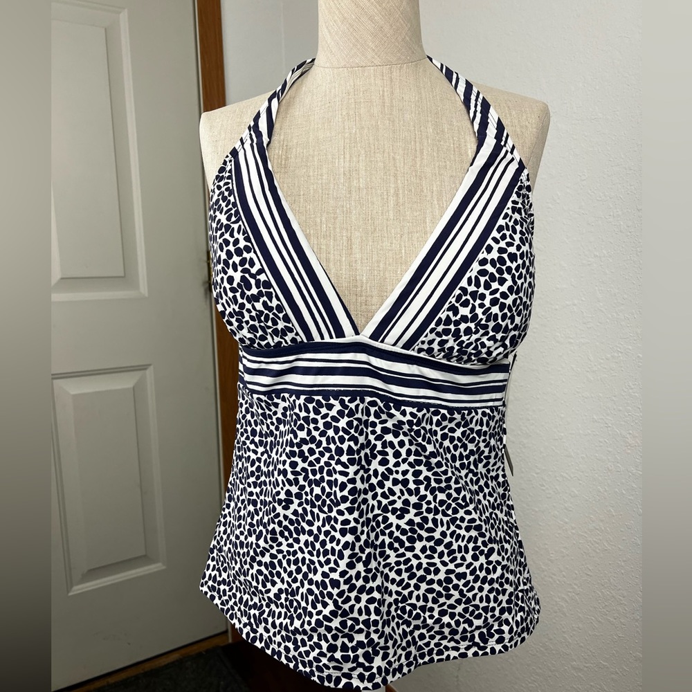 LA Blanca swim cut top .🍒🌹🍀